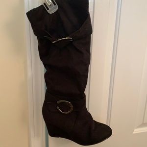 Faux Suede Wedge Heel Boots
